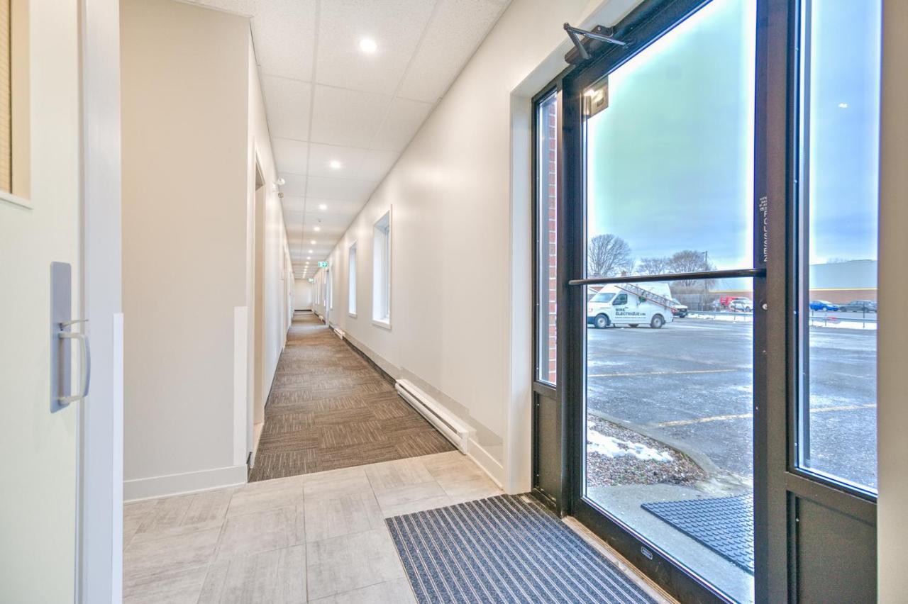 Motel Rustik Chateauguay Heights Exterior photo